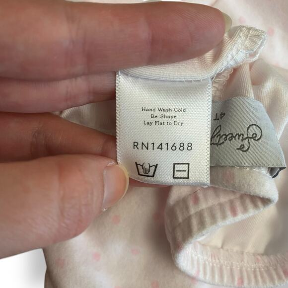 Sweet Honey Polka Dot Ruffled Shorts Toddlers Size 4T
Pink Green Summer‎ - Picture 9 of 9